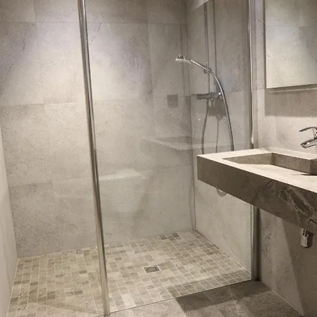 Lägenhet Grand 7 Pieces, 15 Pers, Sauna, Jacuzzi A - Fr-1-676-38 *