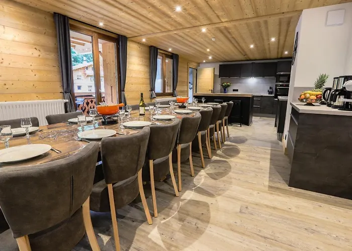 Grand 7 Pièces, 15 Pers, Sauna, Jacuzzi à - Fr-1-676-38 Appartement Châtel